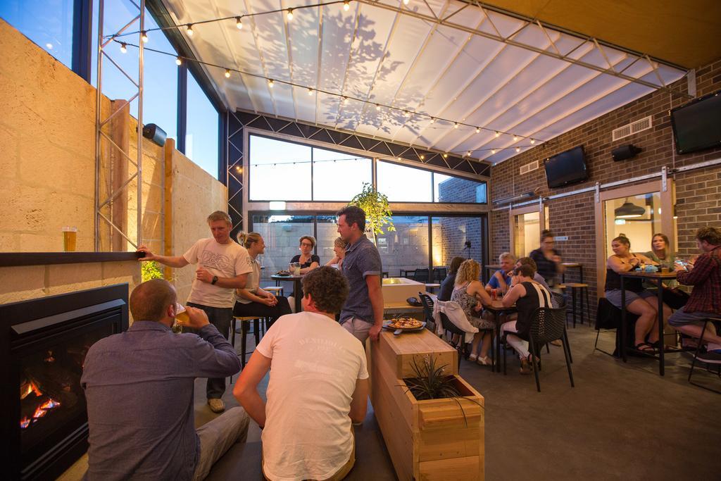 The Cally Hotel Warrnambool Exterior photo